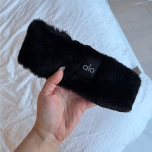 ALO Yoga Black Furry Headband